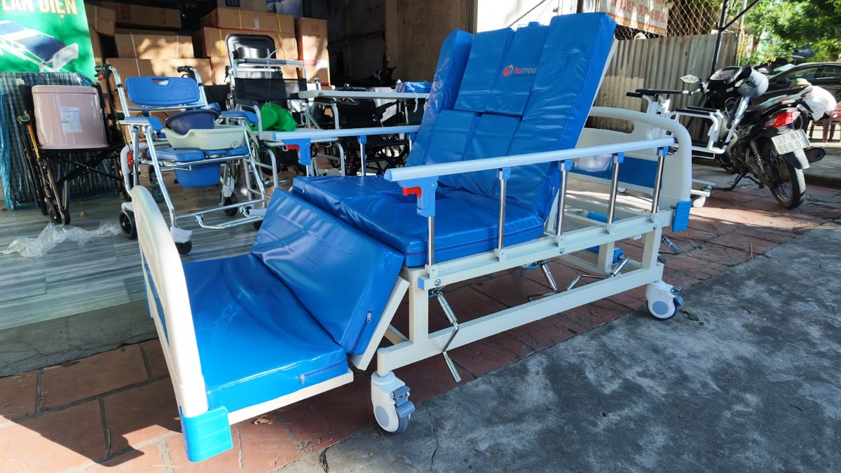 Giường y tế 4 tay quay đa năng — ảnh 3