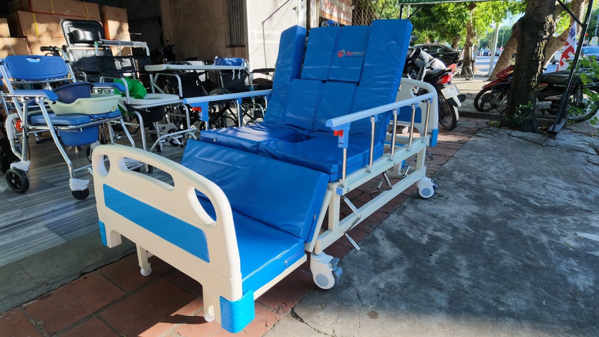 Giường y tế 4 tay quay đa năng — ảnh 4