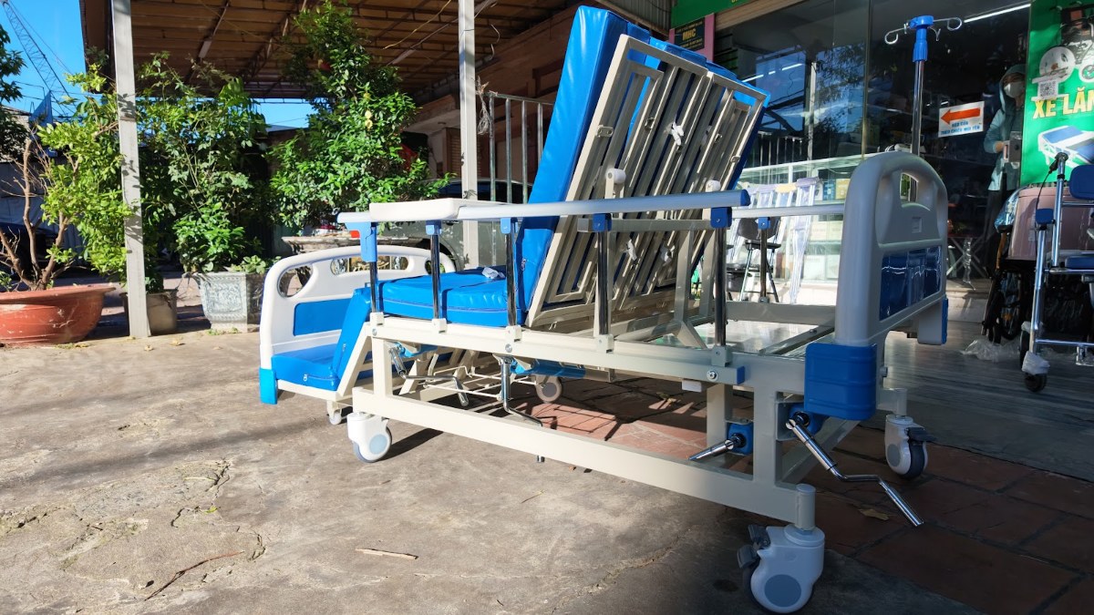Giường y tế 4 tay quay đa năng — ảnh 5