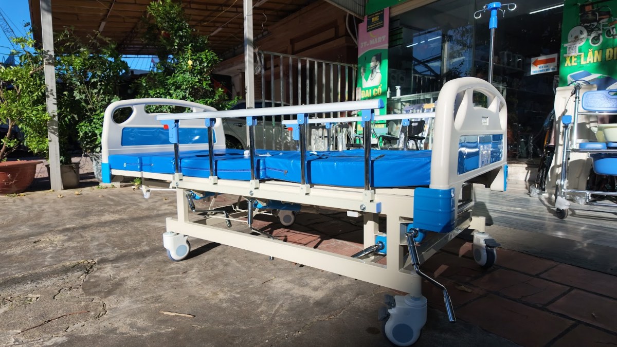 Giường y tế 4 tay quay đa năng — ảnh 6