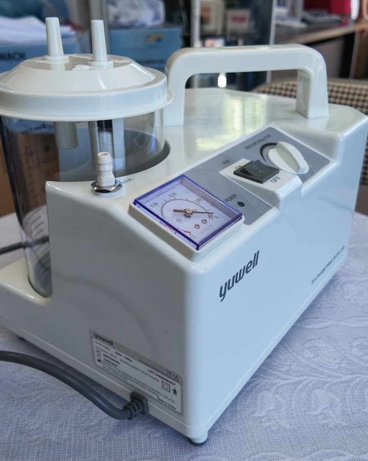 Máy hút dịch đờm 1 bình Yuwell 7EA — ảnh 2