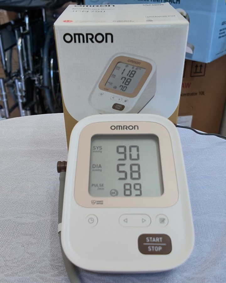 Máy đo huyết áp bắp tay Omron JPN750 — ảnh 4