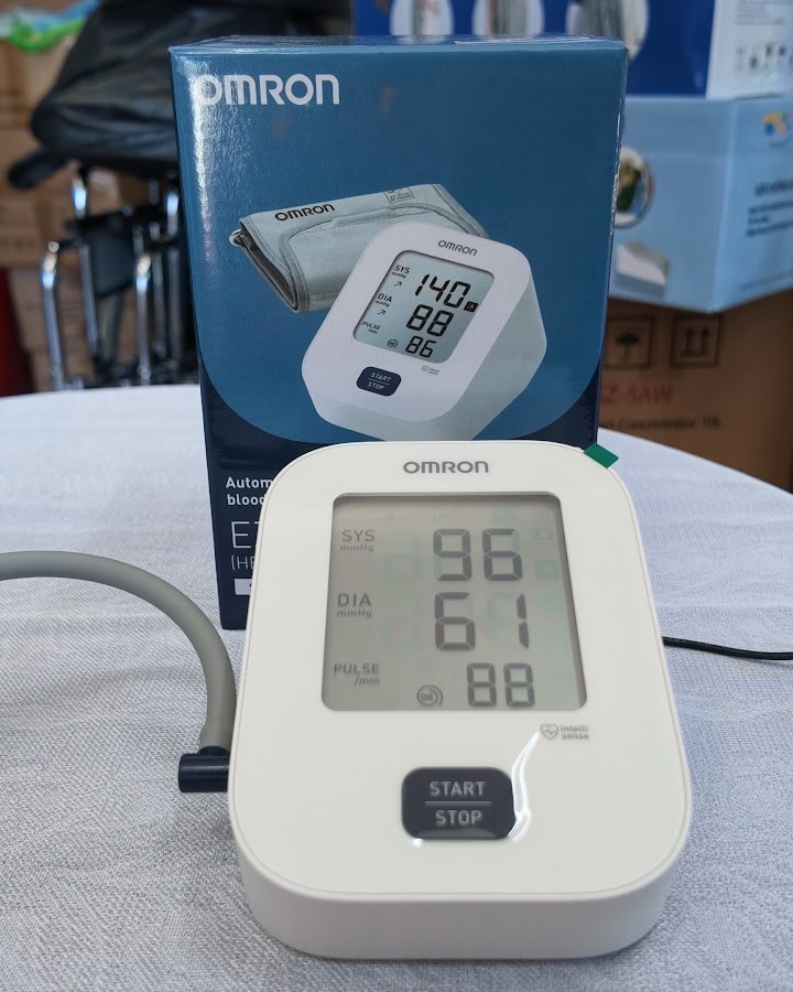 Máy đo huyết áp bắp tay Omron 7180 — ảnh 4