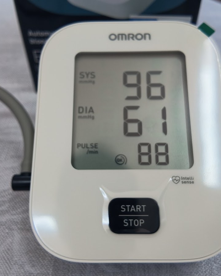 Máy đo huyết áp bắp tay Omron 7180 — ảnh 5