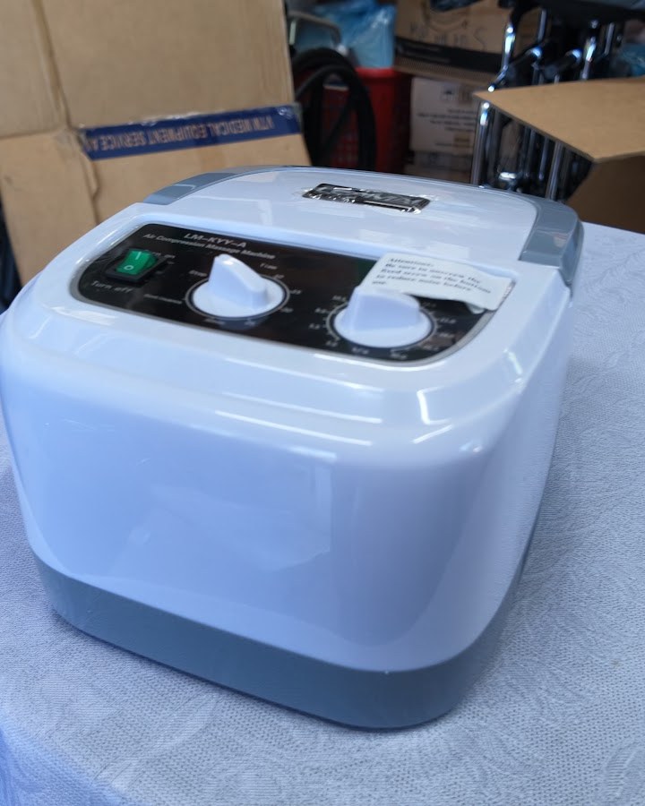 Máy nén khí trị liệu 2 chân + tay + lưng