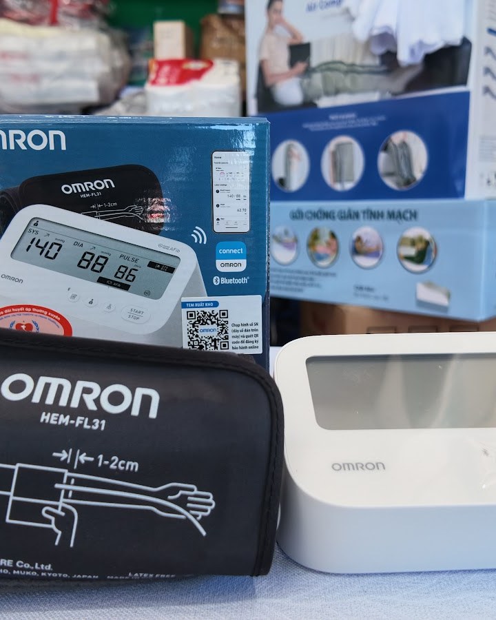 Máy đo huyết áp bắp tay Omron 7194T1 — ảnh 3